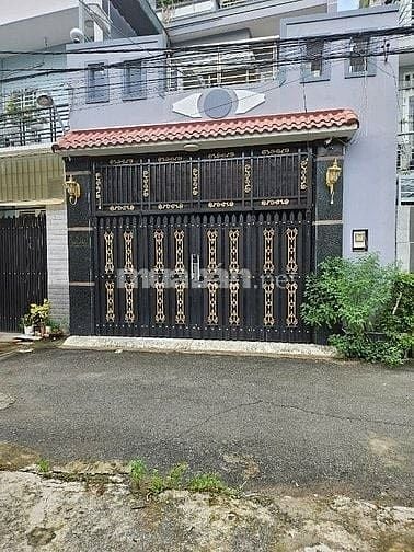 Bán gấp nhà phường Phú Hữu, Quận 9, TP.Thủ Đức. Kiên cố 3 tầng. 5mx16m