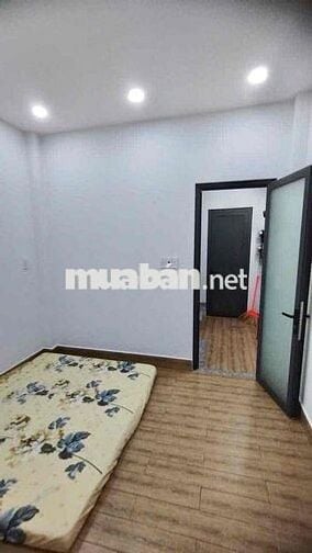 Studio giá rẻ cho 1-2ng nằm chân cầu chữ Y thuận tiện qua q1 q5