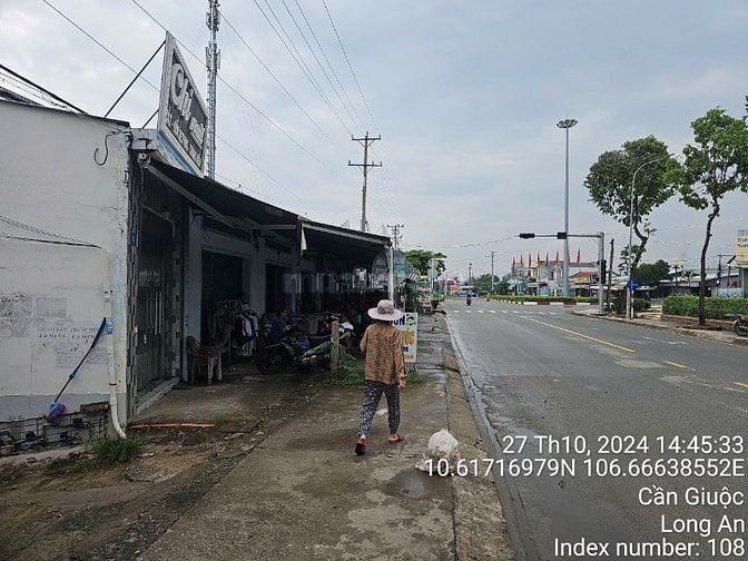 Mặt Bằng Kinh Doanh đối diện CV Nguyễn Thái Bình Cần Giuộc Long An