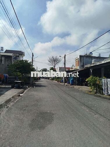 Cuốinămthu hồi vốn ,công nợ  cầnra 255m2 giá 465tr