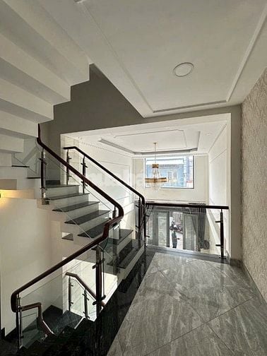 BÁN GẤP!! Nhà 4.5 tấm 4x14 hẻm 6m thông HƯƠNG LỘ 2 - Giá 5,95 tỉ