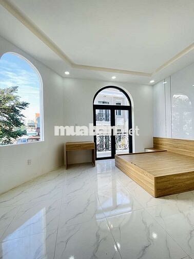 Bán Nhà Lô Góc 100m2 Ngang 8m Mới Xây 4 Tầng HXH Nguyễn Ảnh Thủ Q12