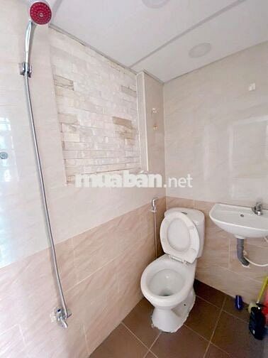 cho thuê phòng giá rẻ cửa sổ trời, sẵn nội thất ngay Đào Duy Anh
