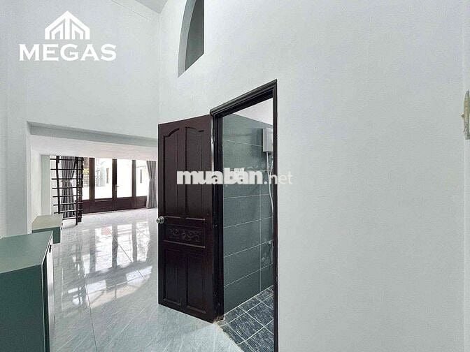 CHO THUÊ CĂN DUPLEX CỬA SỔ LỚN , 47m2 - NGAY CƯ XÁ ĐÔ THÀNH QUẬN 3