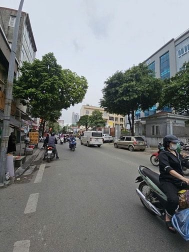 Chính chủ đang cần bán nhà 46m,5t tại phố Bà Triệu,HĐ có t/máy chỉ 10t