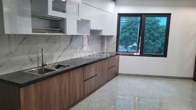 Chính chủ đang cần bán nhà 46m,5t tại phố Bà Triệu,HĐ có t/máy chỉ 10t