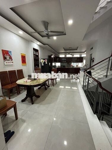 Mặt bằng để ở hoặc kinh doanh - Đường 1 Khu Tên Lửa