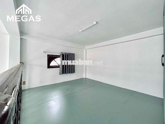CHO THUÊ CĂN DUPLEX CỬA SỔ LỚN , 47m2 - NGAY CƯ XÁ ĐÔ THÀNH QUẬN 3