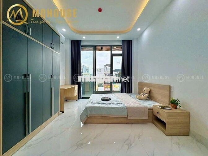 Căn hộ full nội thất ban công thoáng mát Trần Quang Khải Quận 1