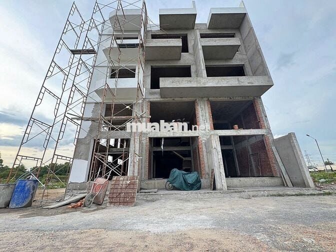 Bán nhà 4 tầng mới hoàn công, Thủ Đức