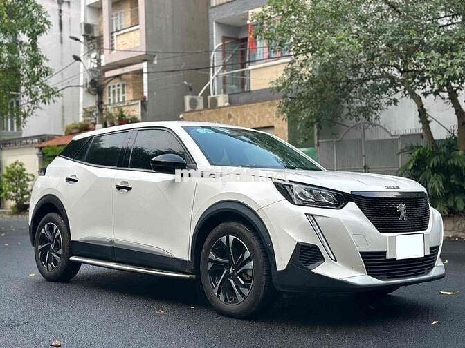 Peugeot 3008 2021 Allure - 13000 km