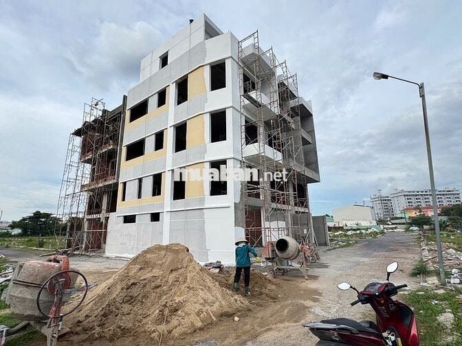 Bán nhà 4 tầng mới hoàn công, Thủ Đức