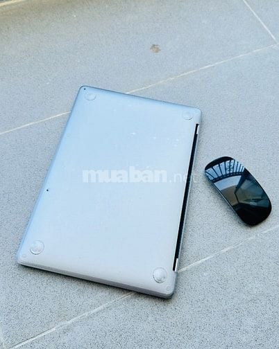 BÁN MACBOOK PRO M2/RAM 16GB/SSD 512GB TẶNG MAGIC MOUSE & BAO DA 23TR