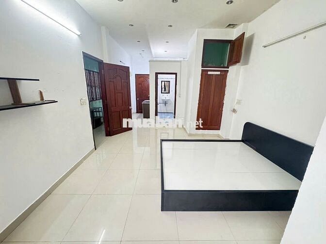 CHDV SETUP MỚI 100% Có Ban công, Cửa sổ - Nội Thất ngay Cộng Hoà