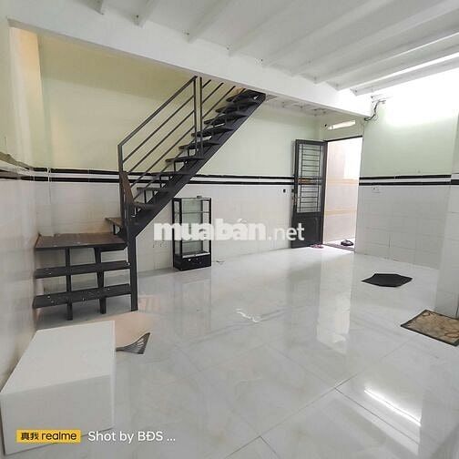 Nhà 1trệt 1lầu hẻm xe hơi Ql13 hbp gần Cầu Ông Dầu 5triệu
