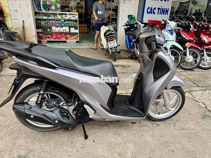 🟢🟢 SH 125 CBS bạc đen đký 2018 rất đẹp ngay chủ