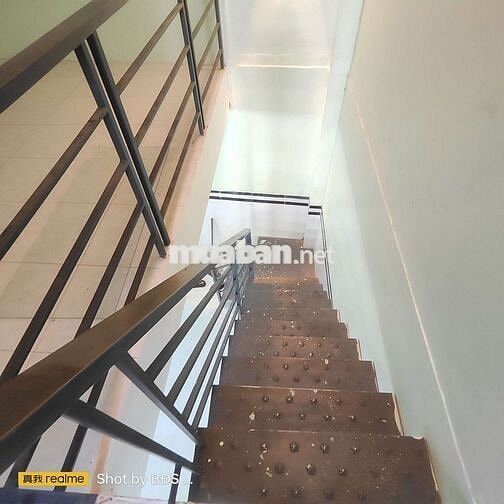 Nhà 1trệt 1lầu hẻm xe hơi Ql13 hbp gần Cầu Ông Dầu 5triệu
