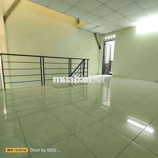 Nhà 1trệt 1lầu hẻm xe hơi Ql13 hbp gần Cầu Ông Dầu 5triệu