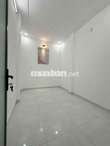 Nhà nhỏ mà có võ, 2 phòng ngủ, 1 trệt 1 lầu, giá chỉ 2.85 tỷ!