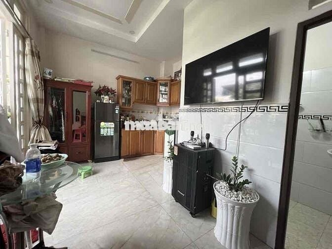BÁN NHÀ MẶT TIỀN KD ĐƯỜNG NHỰA 8M - NGAY VÒNG XOAY LĂNG CHA CẢ