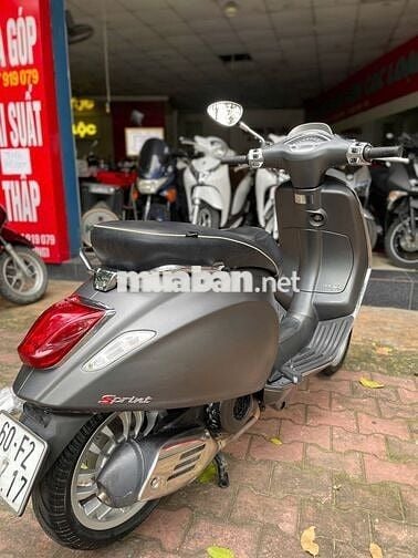 Xe máy Piaggio Vespa Sprint màu xám
