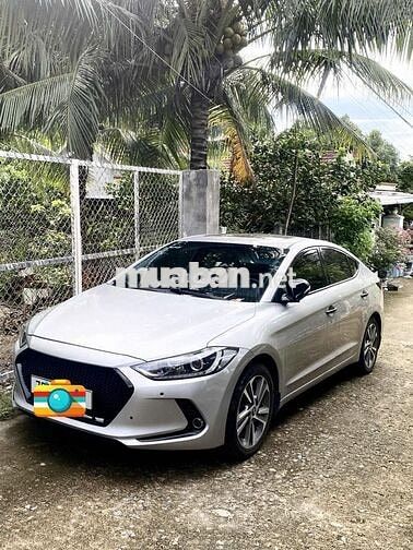 Hyundai Elantra 2016 2.0 AT - 78000 km