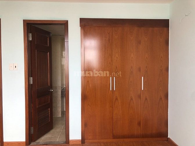 Bán căn hộ 2PN, chung cư Giai Việt 105m2, giá 5,5 tỷ Lh 0908155955