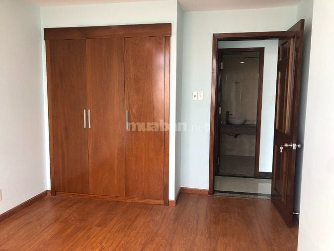 Bán căn hộ 2PN, chung cư Giai Việt 105m2, giá 5,5 tỷ Lh 0908155955