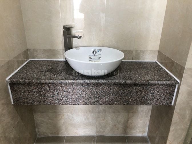 Bán căn hộ 2PN, chung cư Giai Việt 105m2, giá 5,5 tỷ Lh 0908155955
