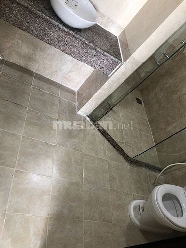 Bán căn hộ 2PN, chung cư Giai Việt 105m2, giá 5,5 tỷ Lh 0908155955