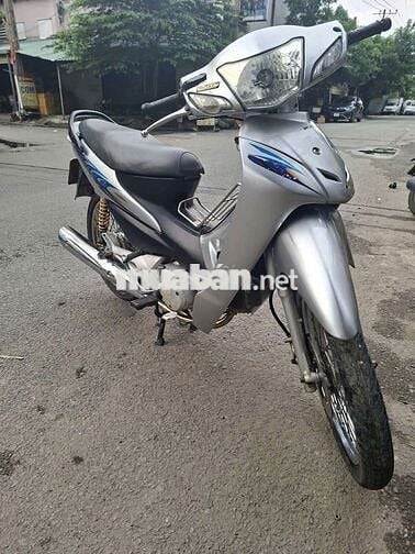 Honda wave Rs lên kiểng giấy tờ đầy đủ.Máy bao êm.