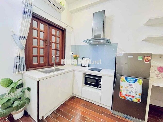 Studio full nội thất-Ngay cầu Kênh Tẻ Quận 4