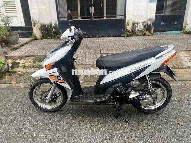Click thái bản db tem play,bstp,xe đẹp máy zin êm
