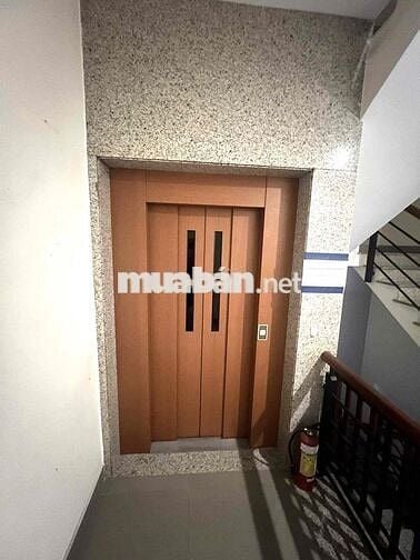 Phòng trọ full nội thất. 45m2. mặt tiền đường Phạm Hùng nối dài.