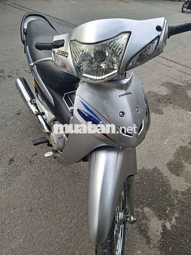 Honda wave Rs lên kiểng giấy tờ đầy đủ.Máy bao êm.