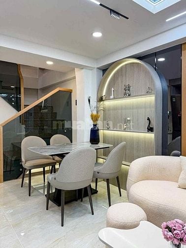 🚨LÊN SÓNG🚨  🔥HOT NHẤT Q3 • CMT8 – P.NHIÊU LỘC • NHÀ ĐẸP • 4TẦNG