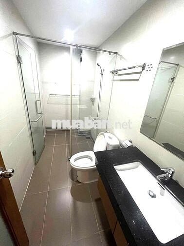 Phòng trọ full nội thất. 45m2. mặt tiền đường Phạm Hùng nối dài.