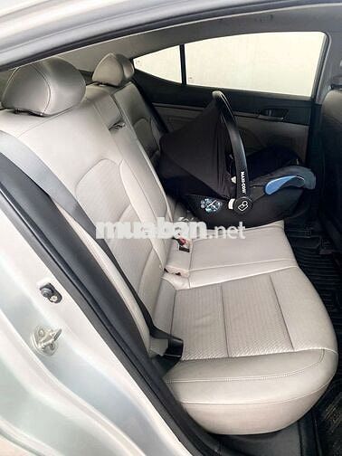 Hyundai Elantra 2016 2.0 AT - 78000 km