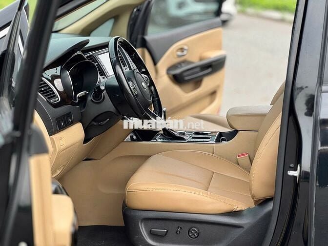 Kia Sedona 2019 2.2 DAT Deluxe - 87000 km