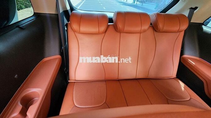 Kia Carnival Signature  2.2 Máy dầu 2024 - 8000 km