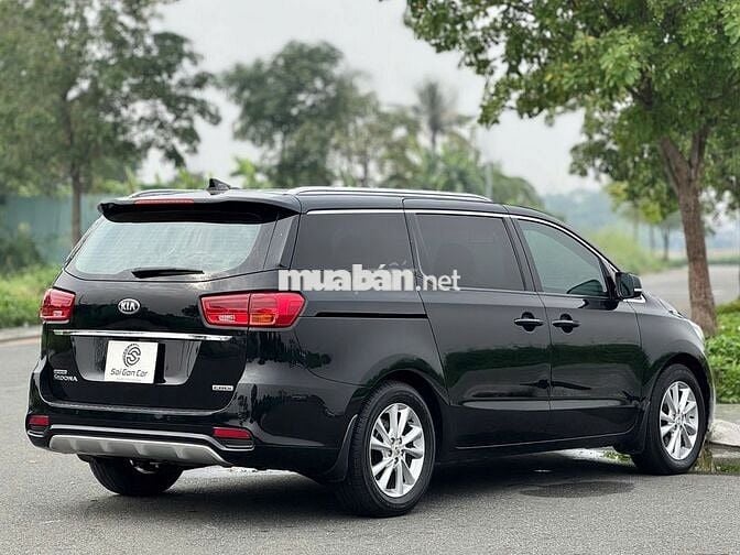 Kia Sedona 2019 2.2 DAT Deluxe - 87000 km