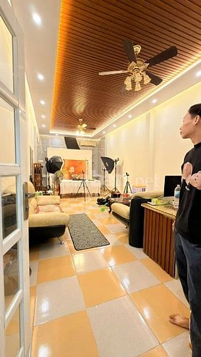 DUY NHẤT MT Ngô Thị Thu Minh NGANG 4,2m.269m2.4 tầng. Chỉ 19,5T