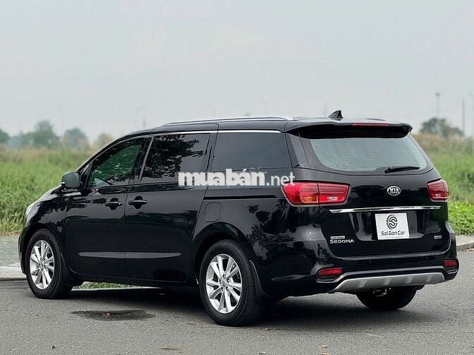 Kia Sedona 2019 2.2 DAT Deluxe - 87000 km