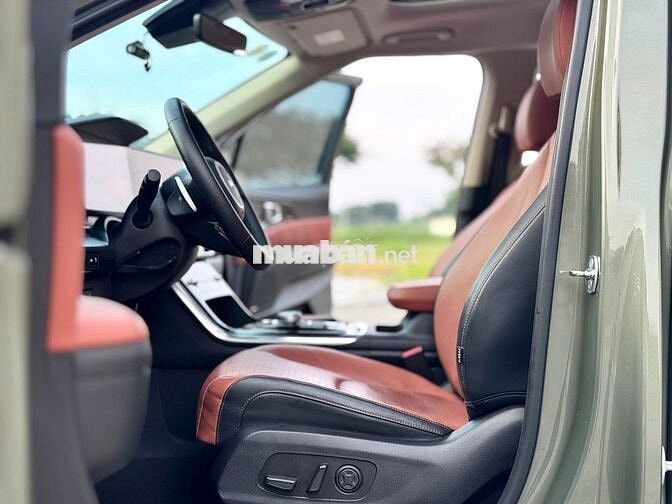 Kia Carnival 2024 Signature 2.2D - 2v km đẹp 99%