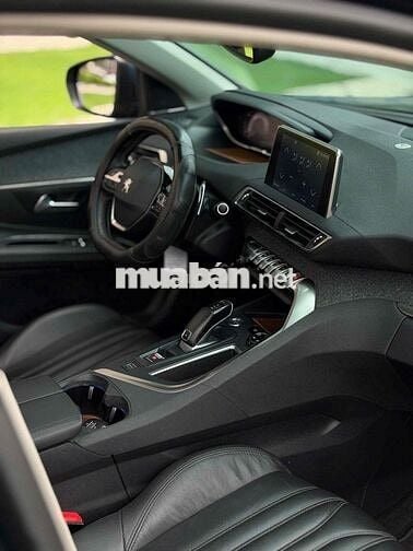Peugeot 5008 2020 Allure 1.6 AT - 65000 km chỉ 645