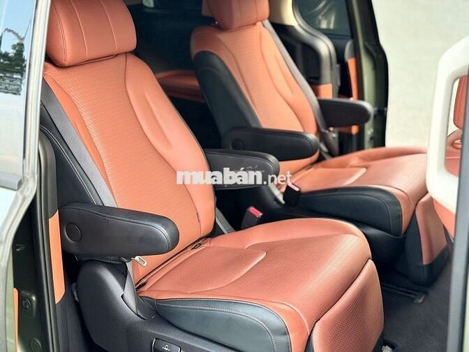 Kia Carnival 2024 Signature 2.2D - 2v km đẹp 99%