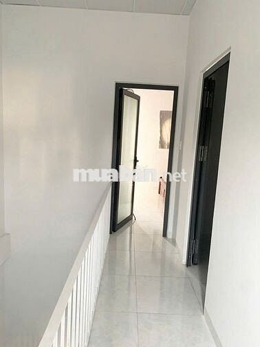 CHO THUÊ NHÀ 2 TẦNG MỚI MT TRUNG LẬP 18 - GIÁ MỀM