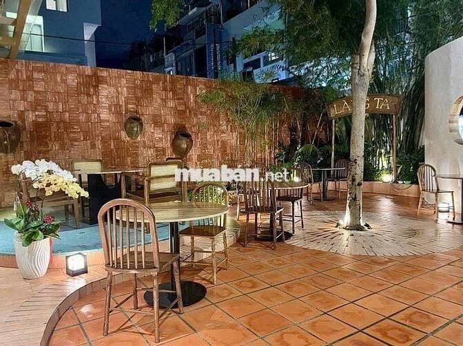 Biệt thự sân vườn 450m2 cực phẩm Quận 3