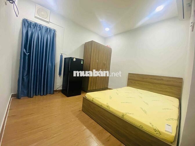 Phòng trọ 18m2 đường Cô Giang, Quận 1 đủ nội thất