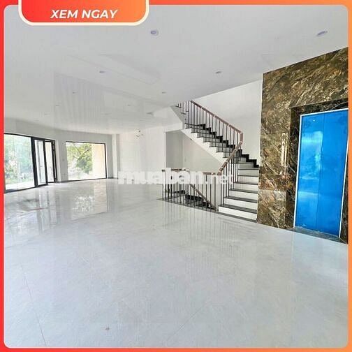Cho thuê góc 2 mặt tiền Hầm + 3 tầng – Vạn Phúc City – Giá Chỉ 50tr/th